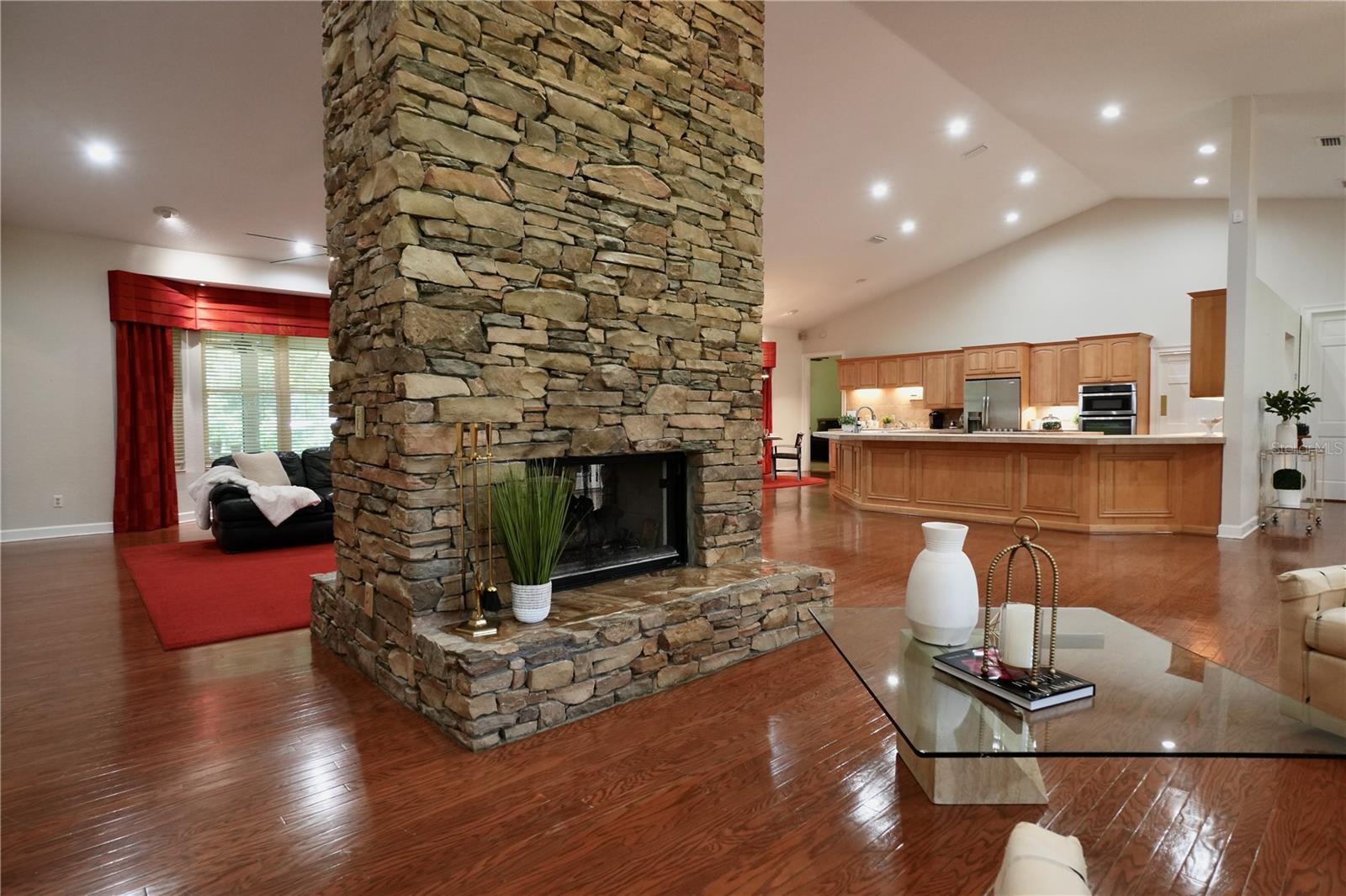 OAKLAND - Residential