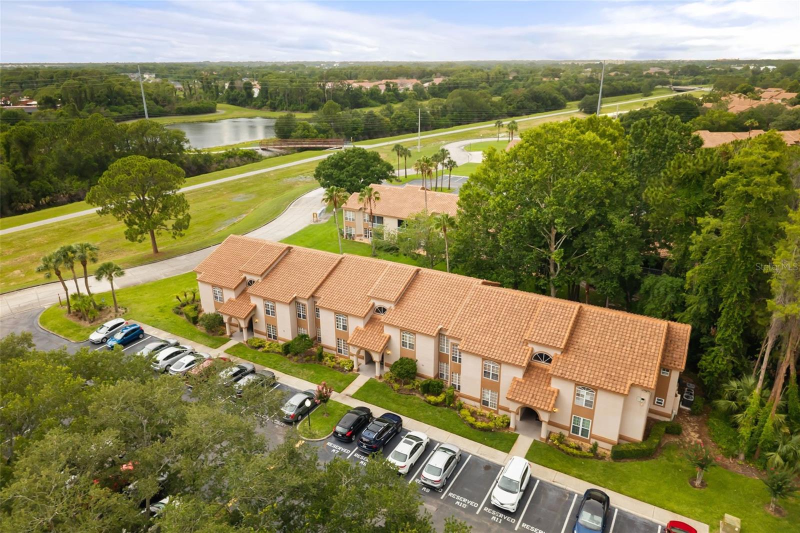 TOWNES SOUTHGATE CONDO PH G - Residential