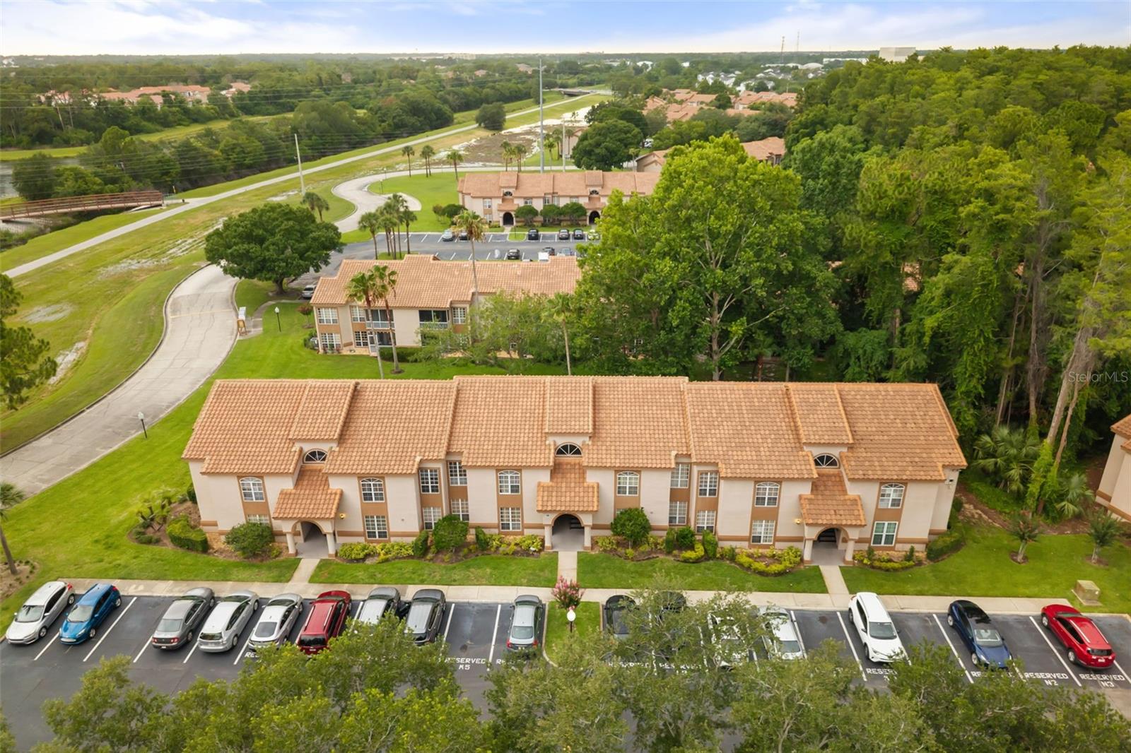 TOWNES SOUTHGATE CONDO PH G - Residential