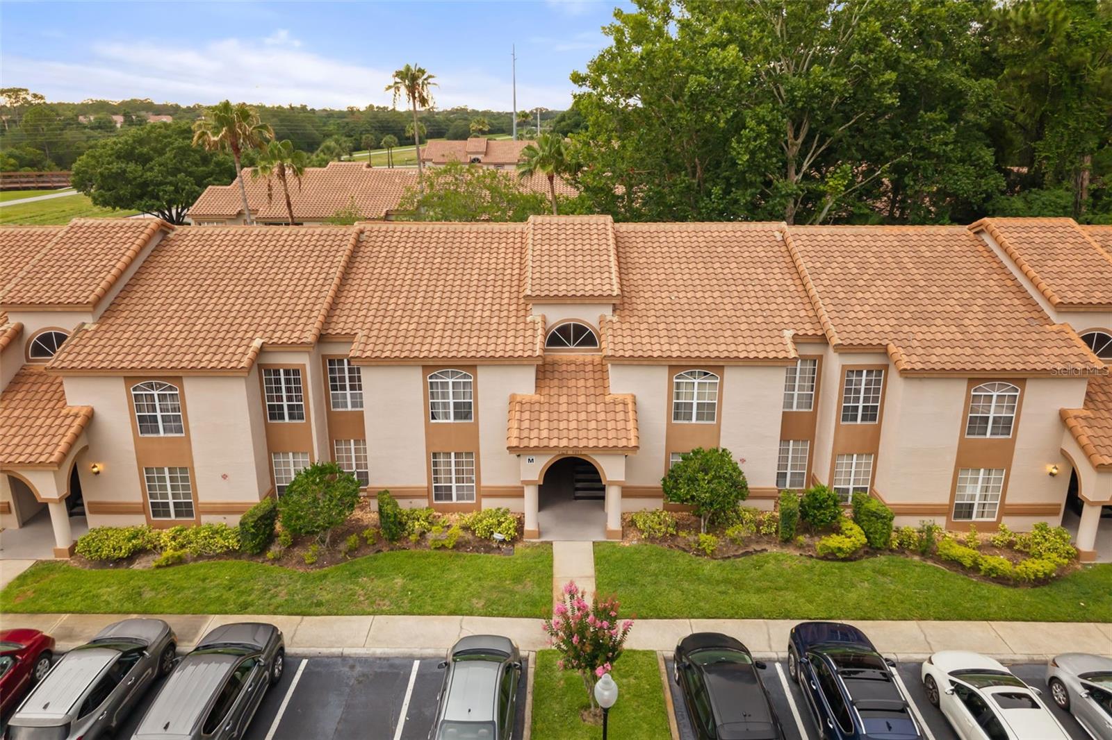 TOWNES SOUTHGATE CONDO PH G - Residential