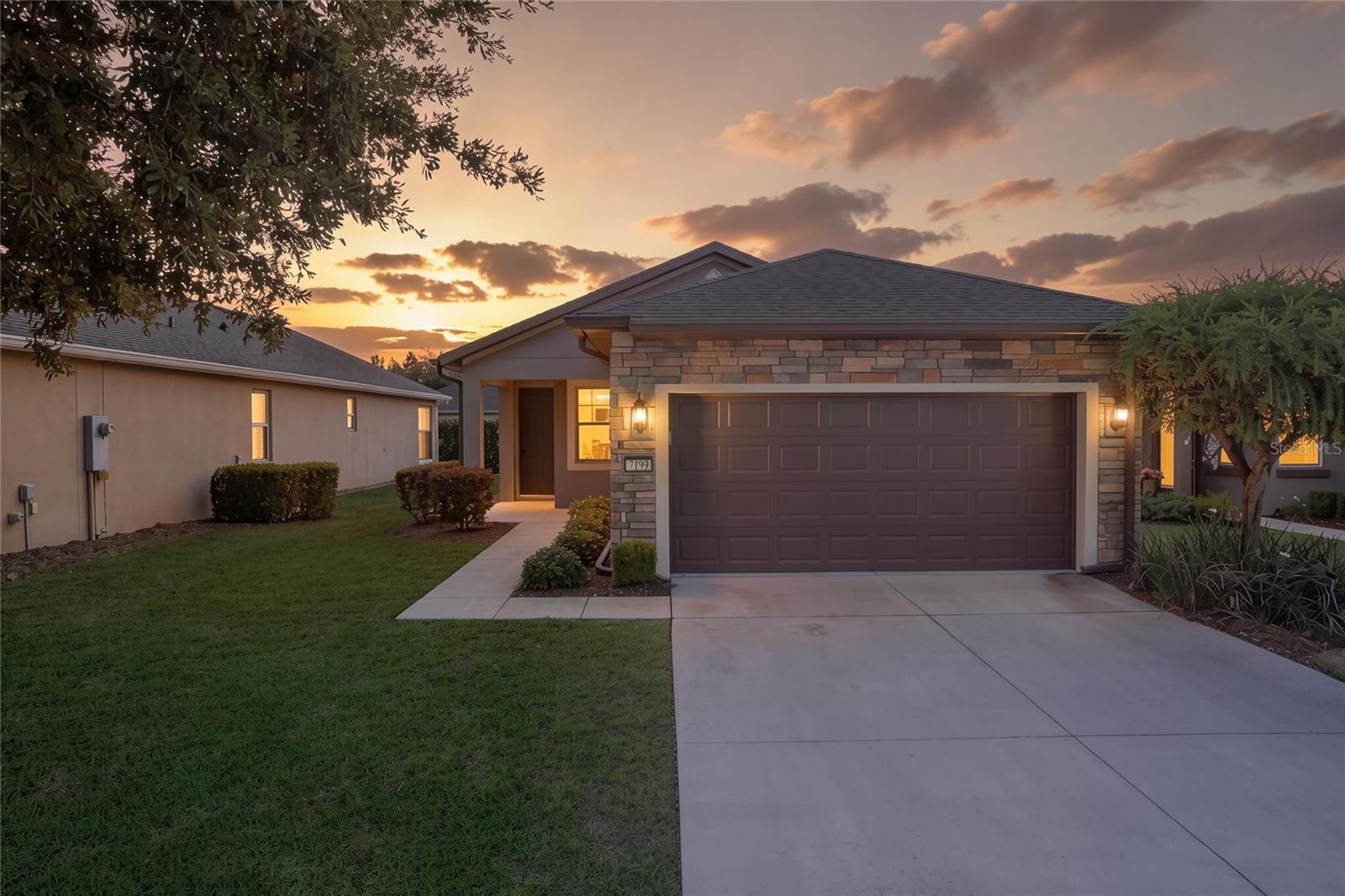 STONE CREEK BY DEL WEBB-PINEBROOK - Residential