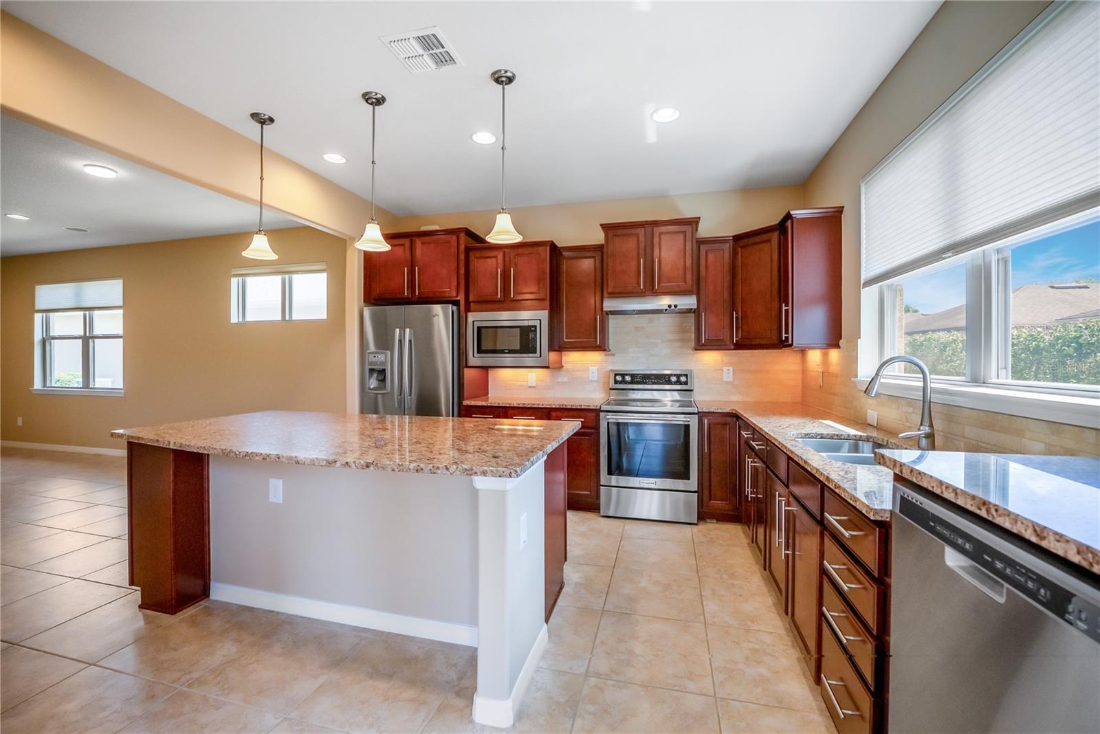 STONE CREEK BY DEL WEBB-PINEBROOK - Residential