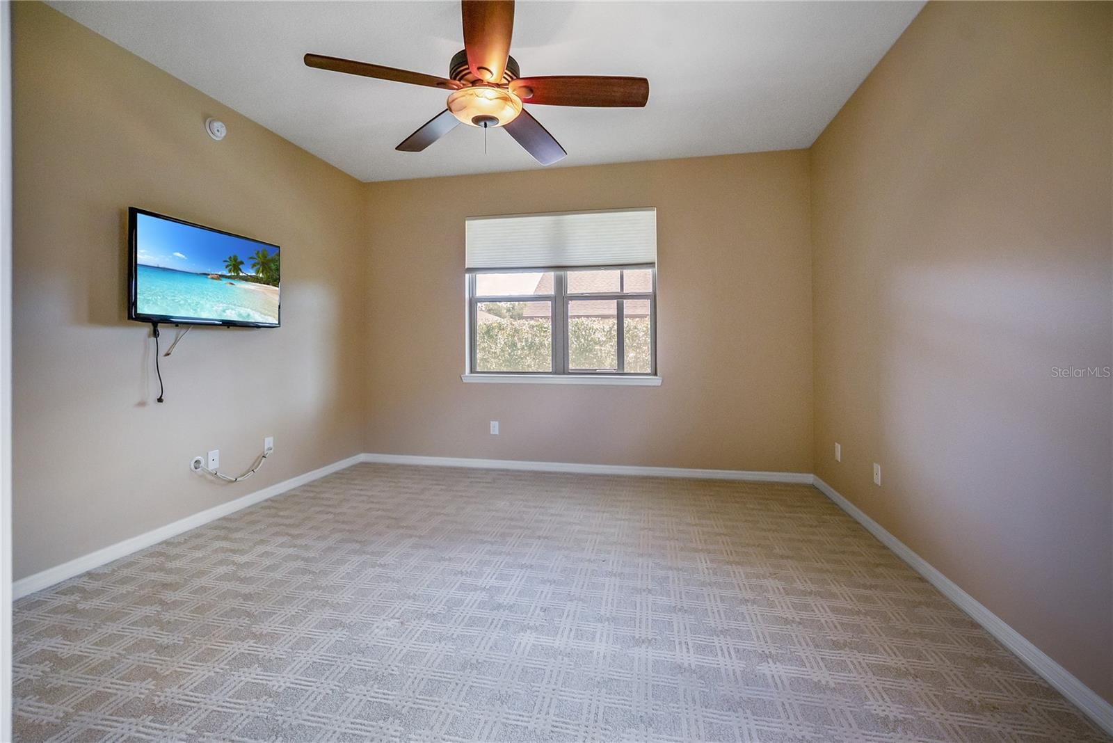 STONE CREEK BY DEL WEBB-PINEBROOK - Residential