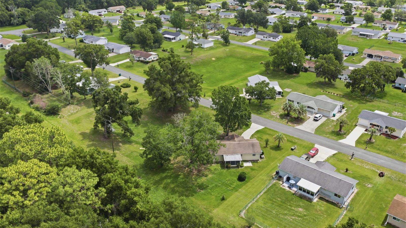 PALM CAY UN 02 & REPLAT/TRACTS - Residential