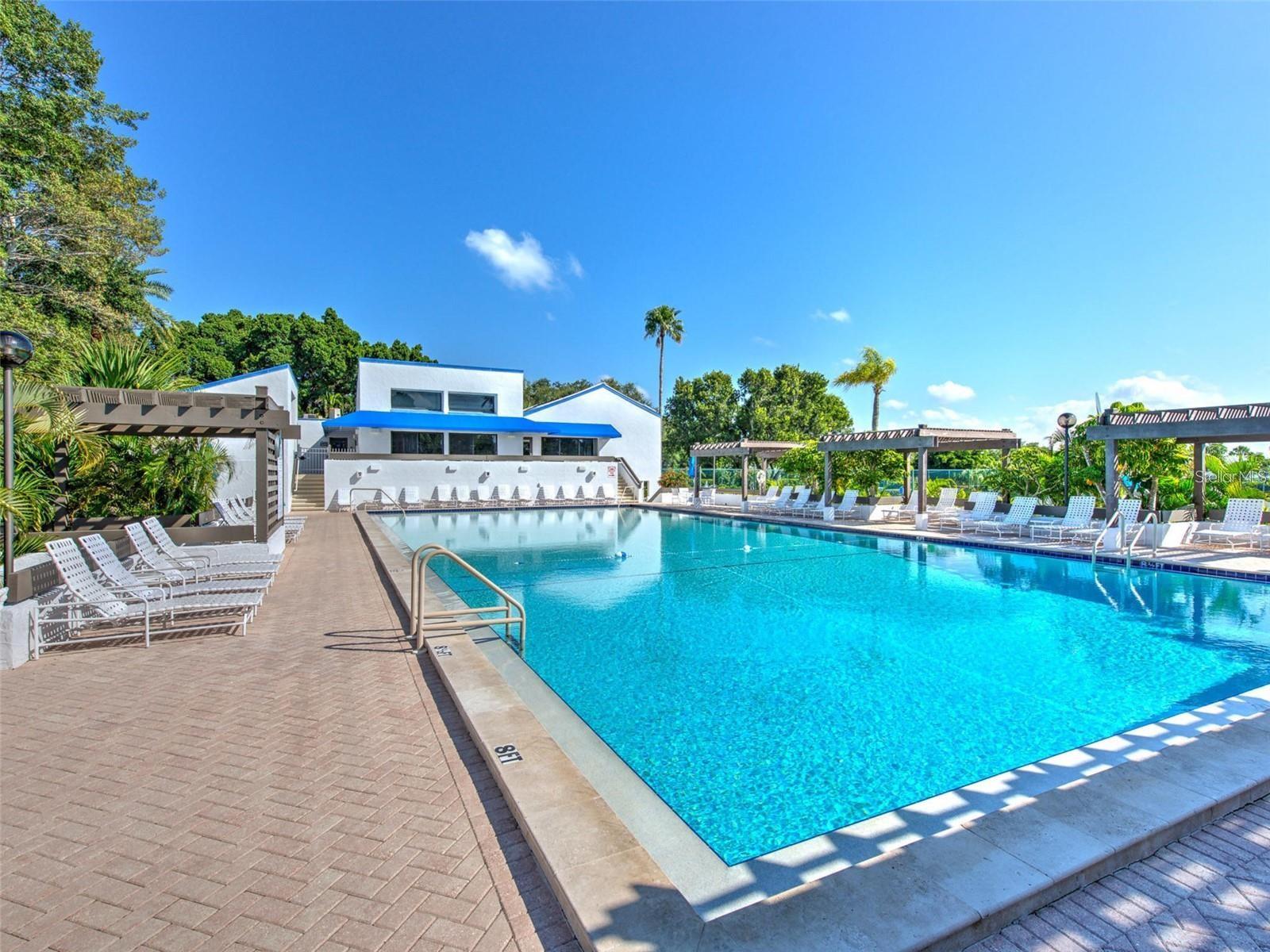 BAYPORT BCH & TEN PH E - Residential