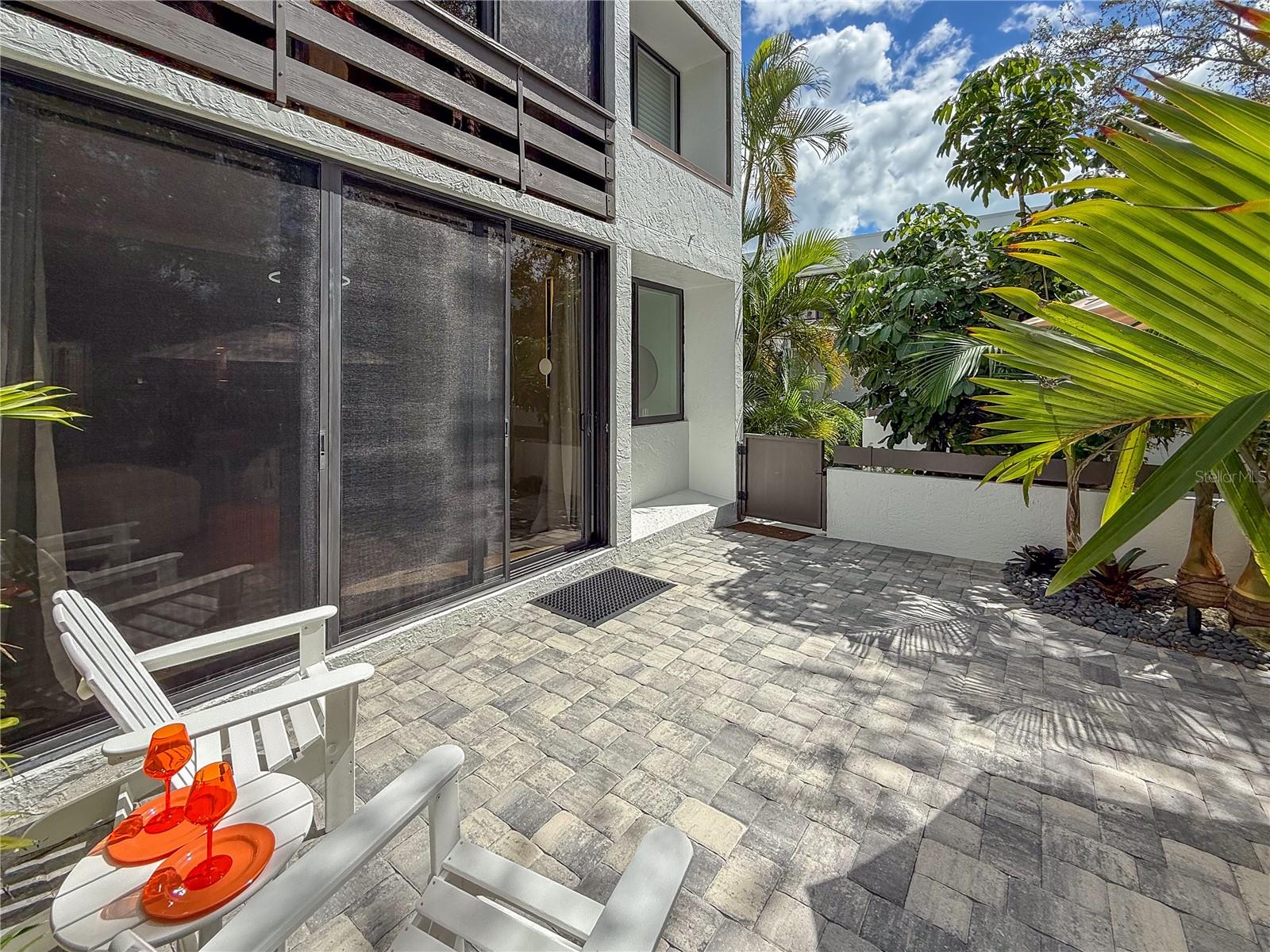 BAYPORT BCH & TEN PH E - Residential