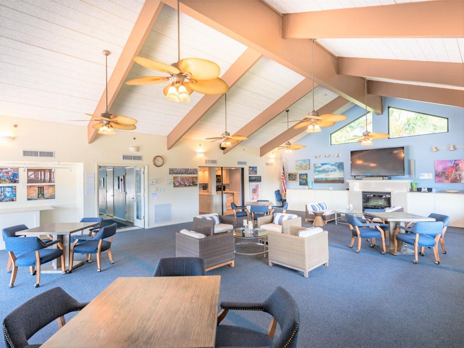 BAYPORT BCH & TEN PH E - Residential