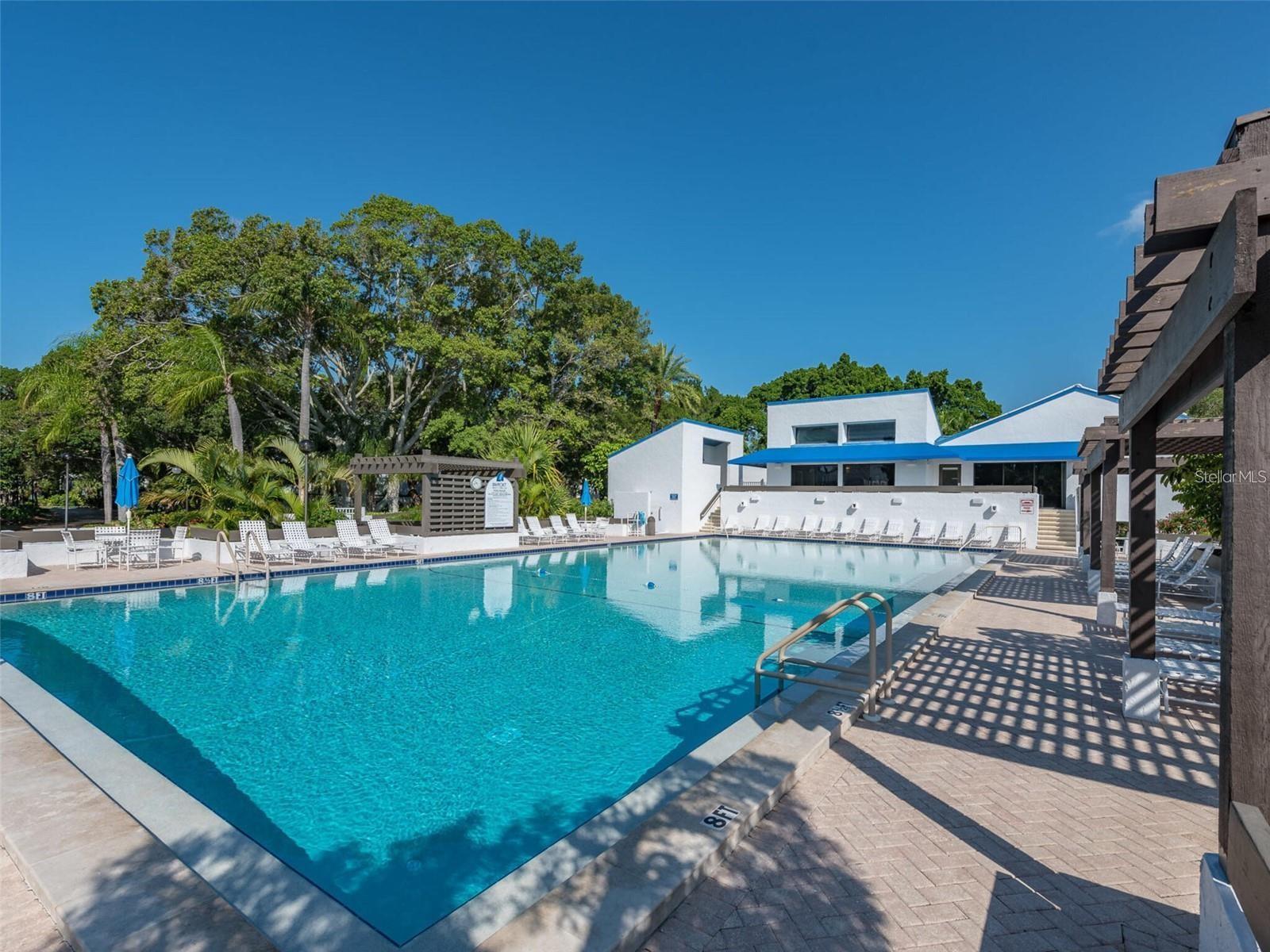 BAYPORT BCH & TEN PH E - Residential