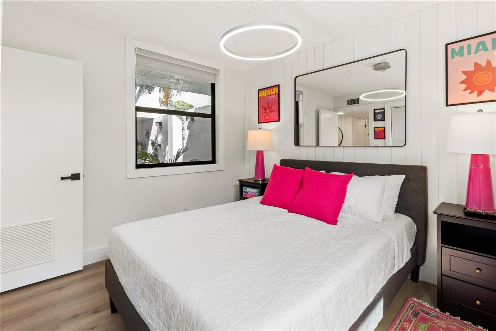 BAYPORT BCH & TEN PH E - Residential