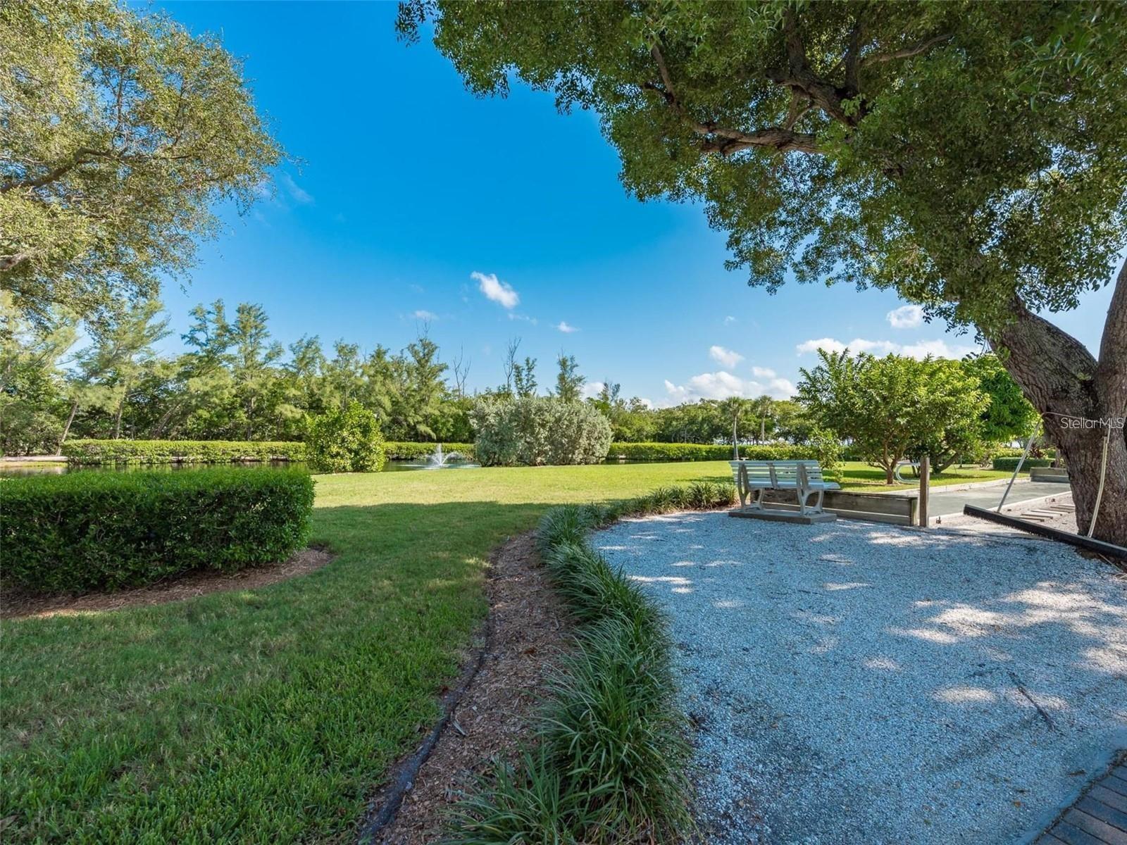 BAYPORT BCH & TEN PH E - Residential