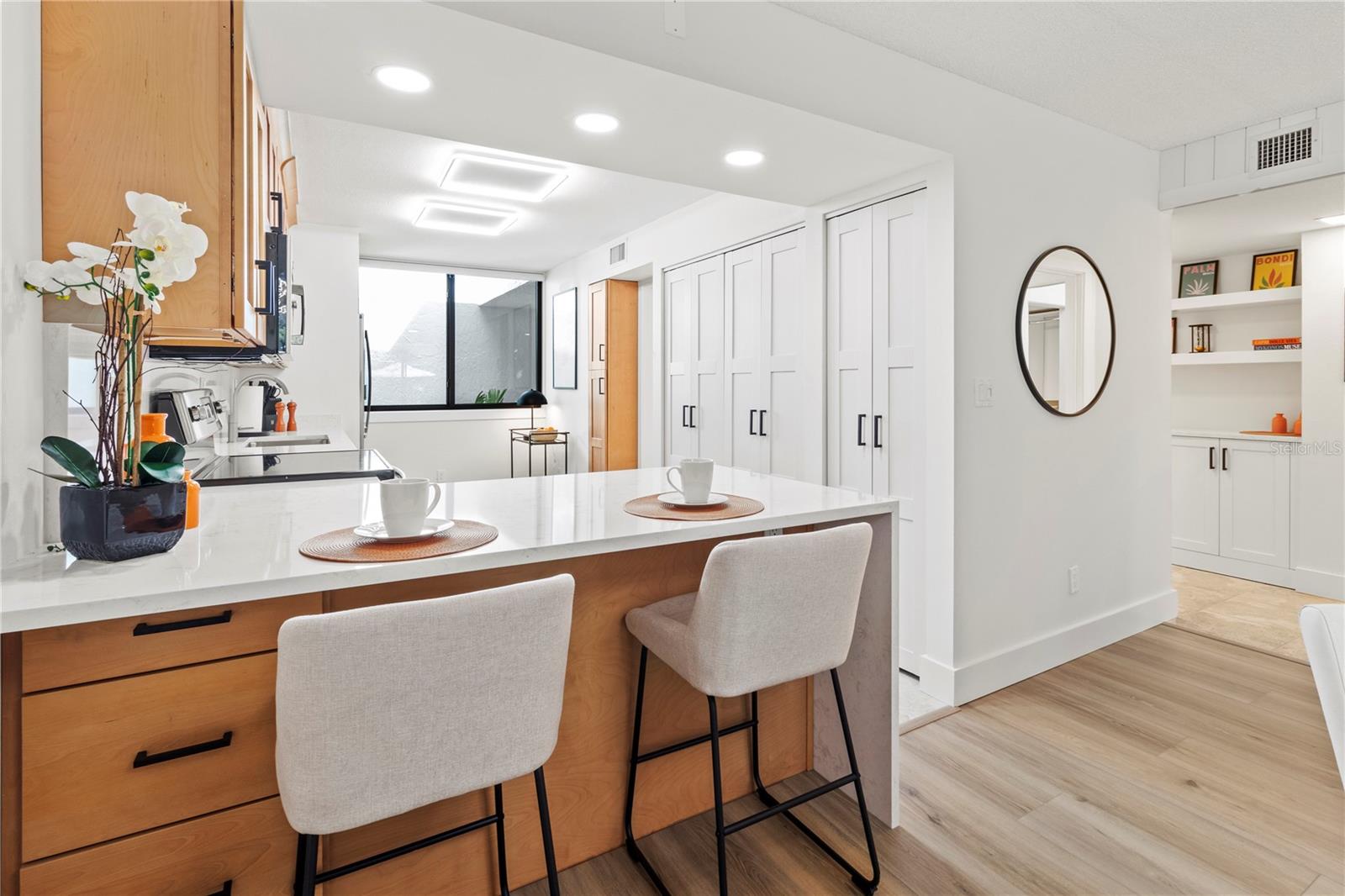 BAYPORT BCH & TEN PH E - Residential