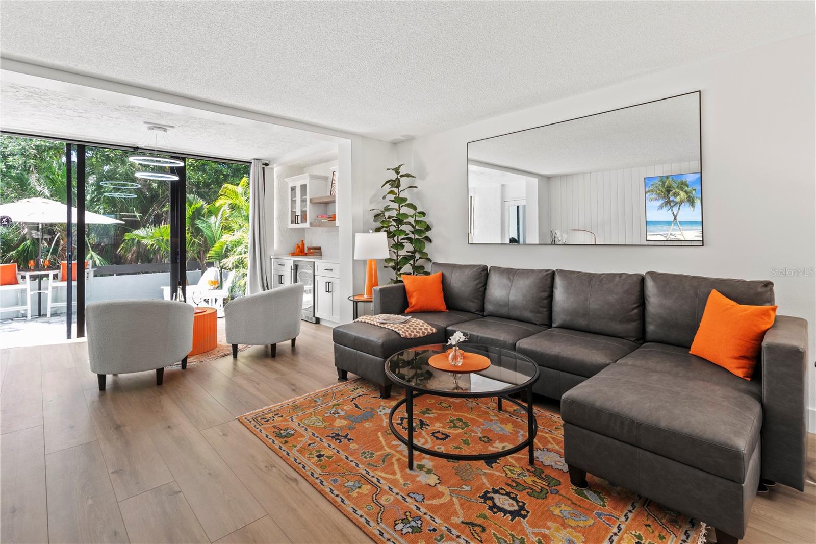 BAYPORT BCH & TEN PH E - Residential