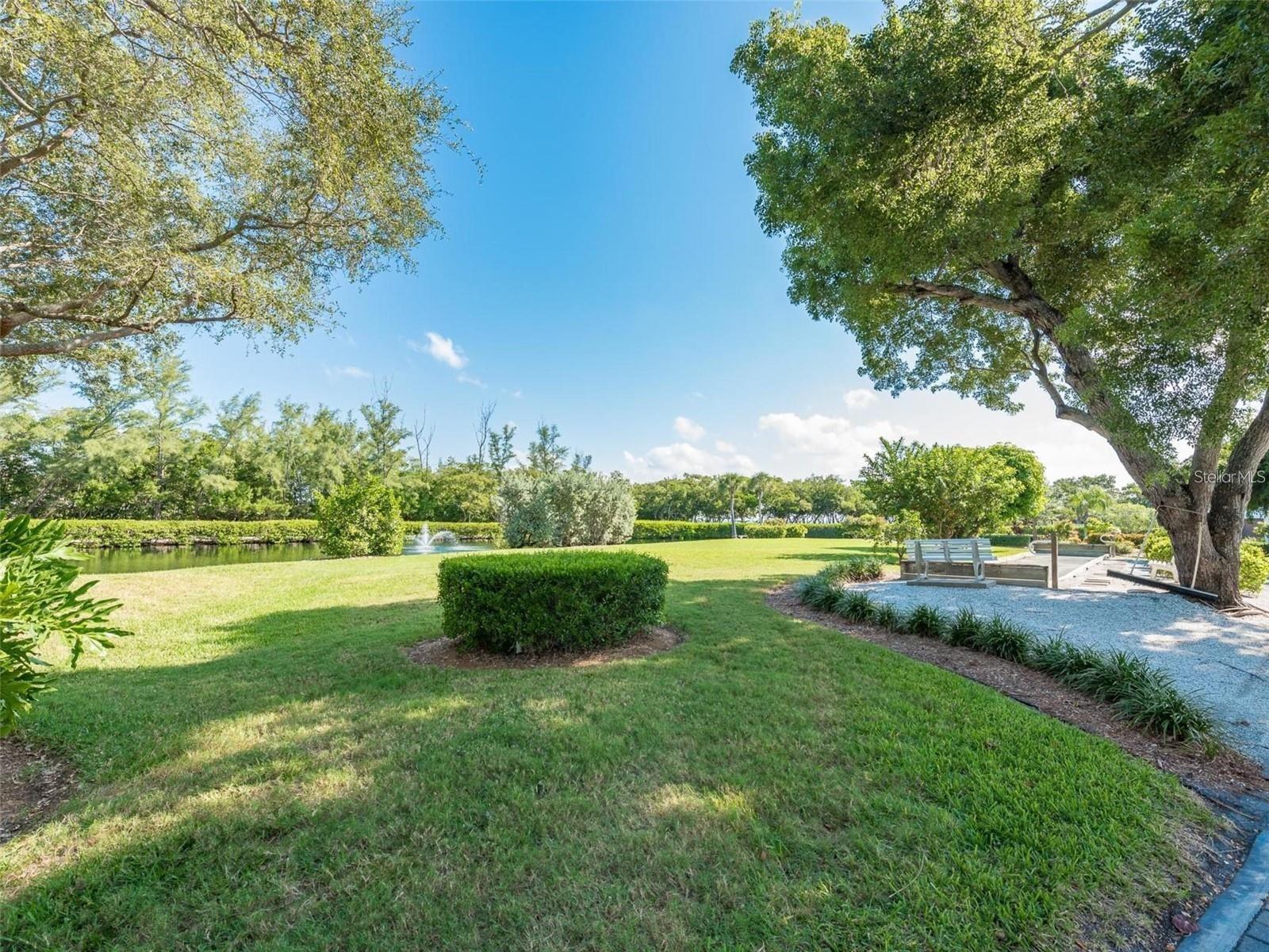 BAYPORT BCH & TEN PH E - Residential