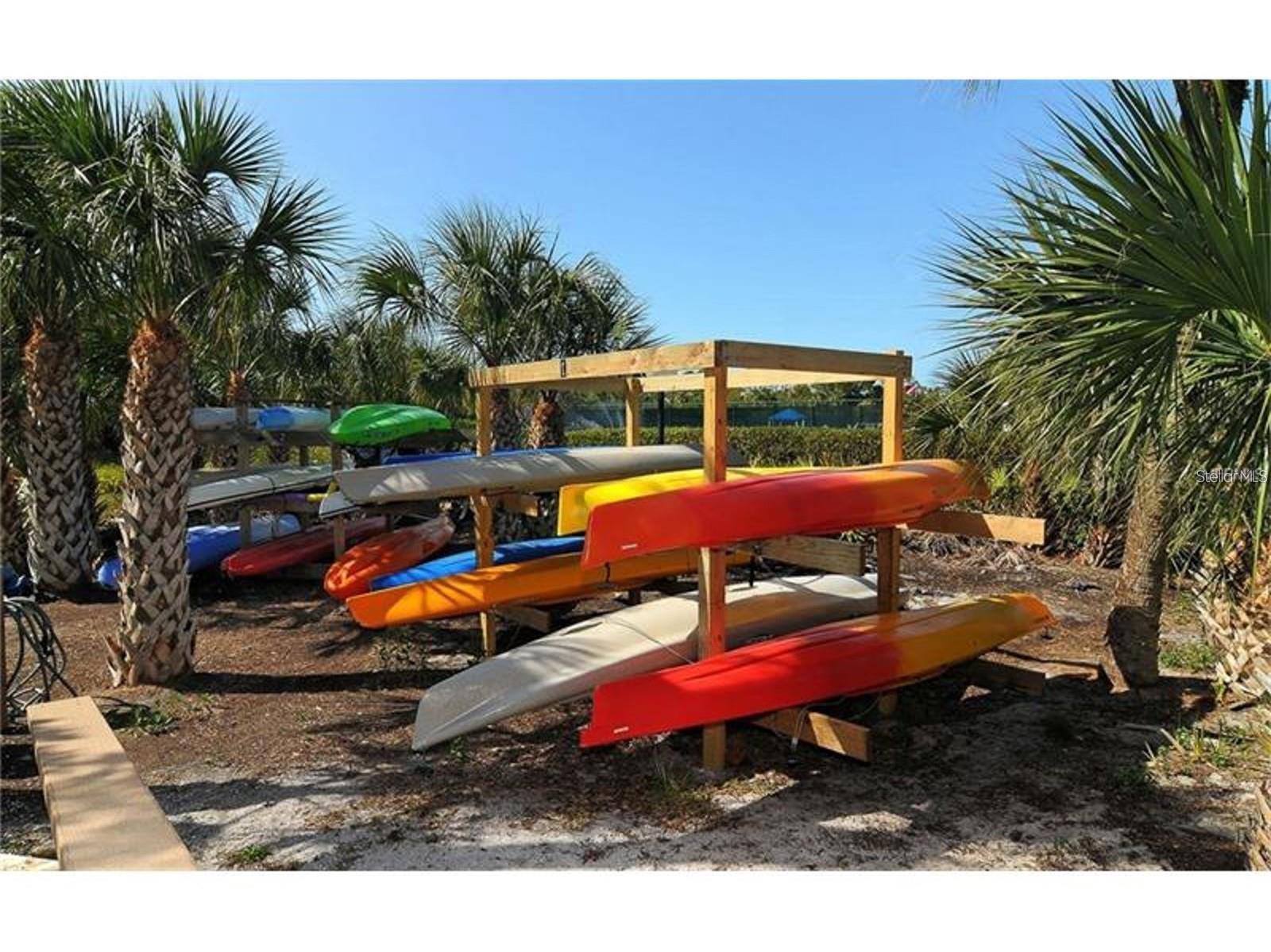 BAYPORT BCH & TEN PH E - Residential