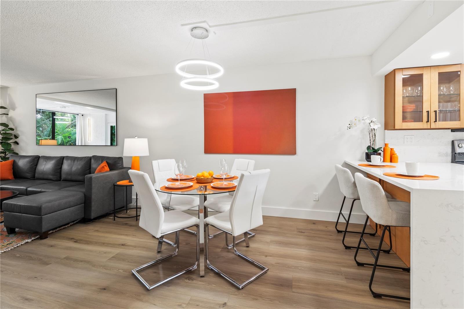 BAYPORT BCH & TEN PH E - Residential