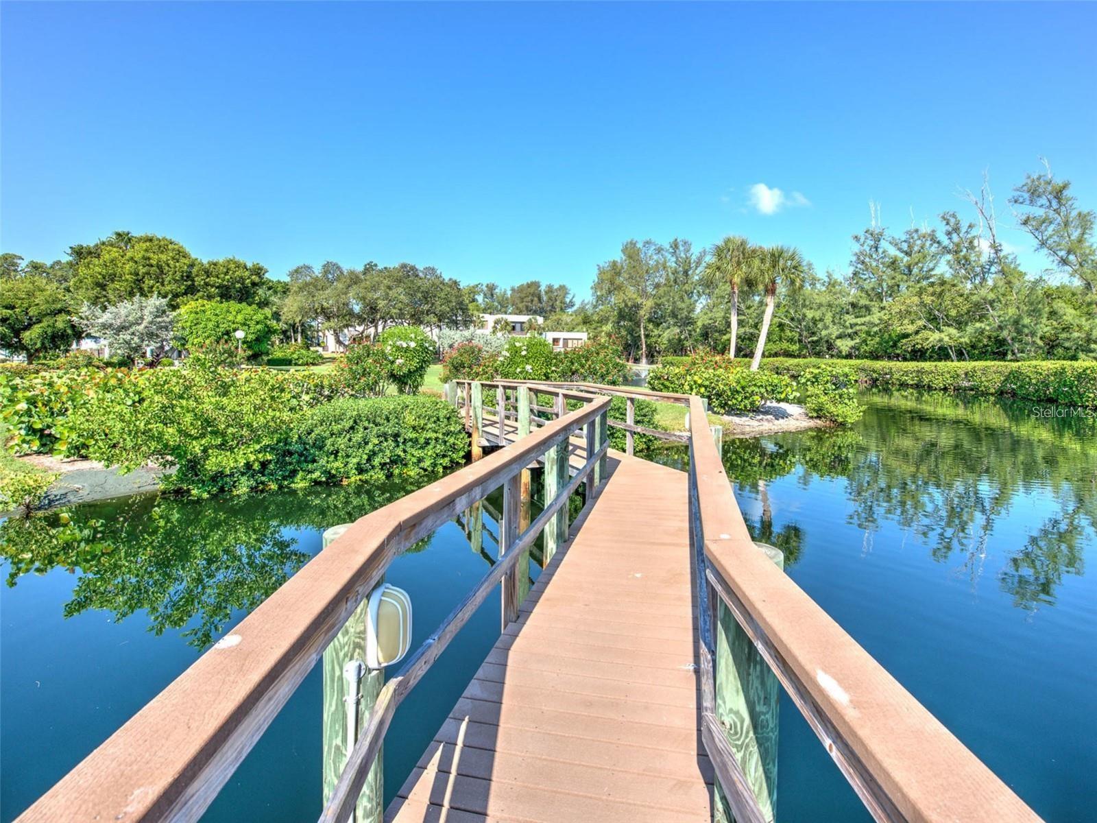 BAYPORT BCH & TEN PH E - Residential