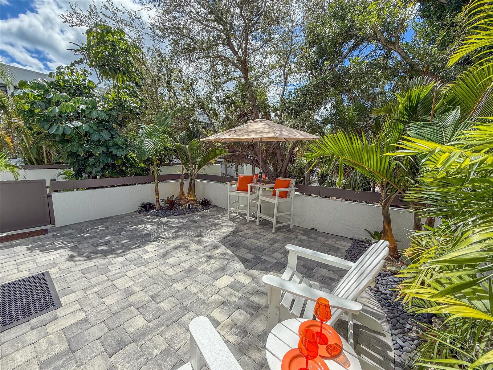 BAYPORT BCH & TEN PH E - Residential