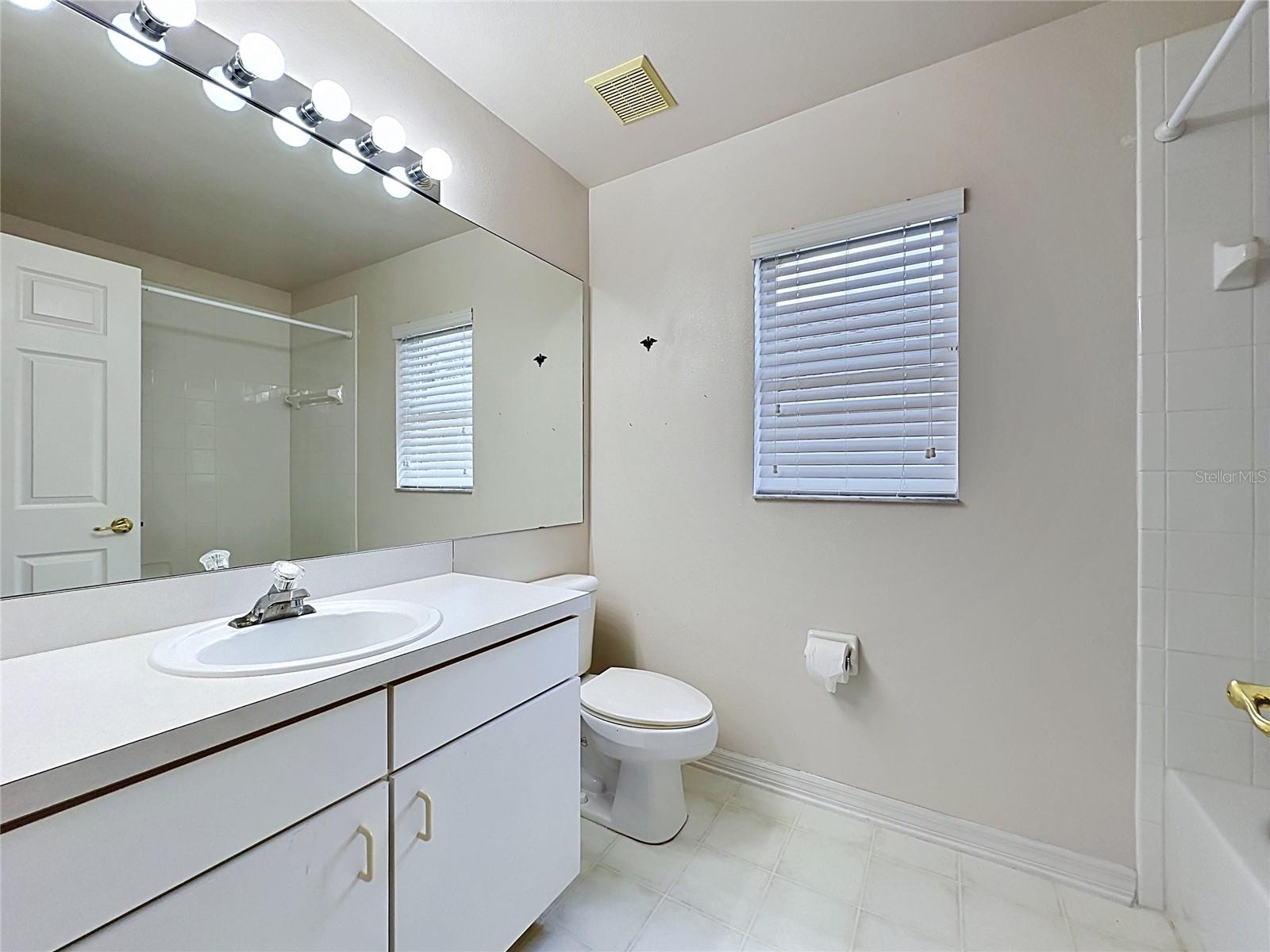KINGS RIDGE - Residential
