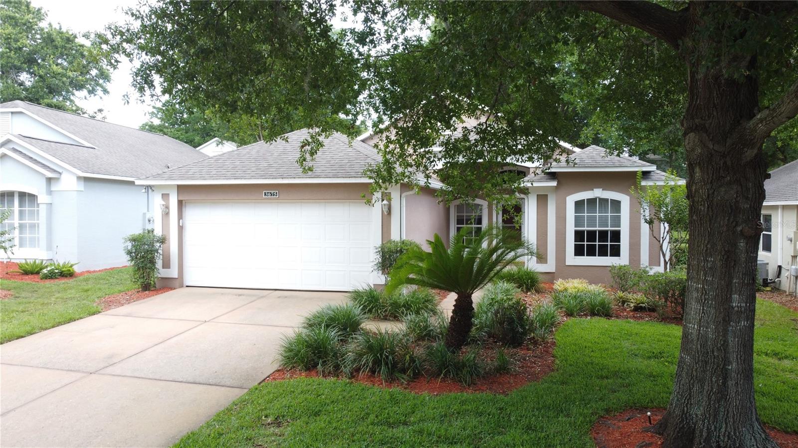 KINGS RIDGE - Residential