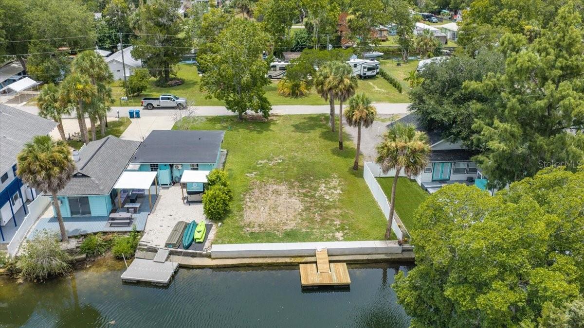 WEEKI WACHEE GARDENS - Land