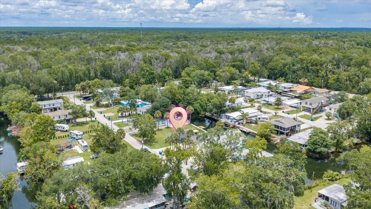 WEEKI WACHEE GARDENS - Land