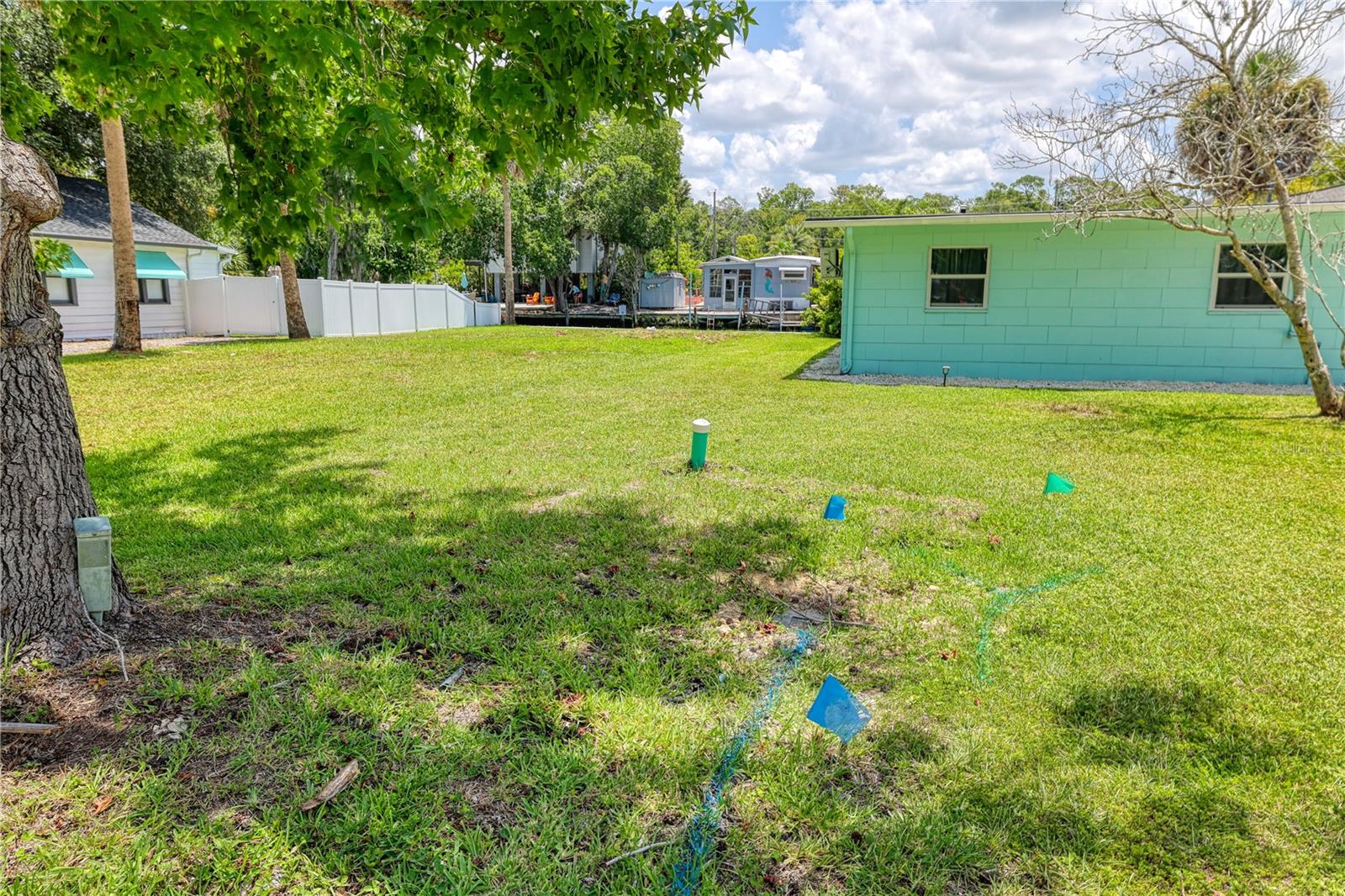 WEEKI WACHEE GARDENS - Land