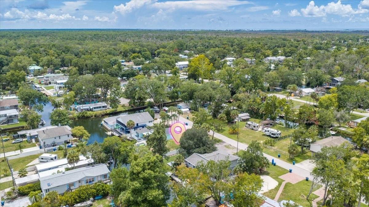 WEEKI WACHEE GARDENS - Land