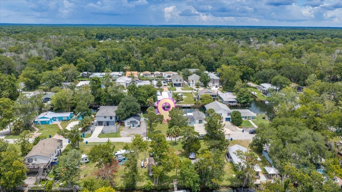 WEEKI WACHEE GARDENS - Land