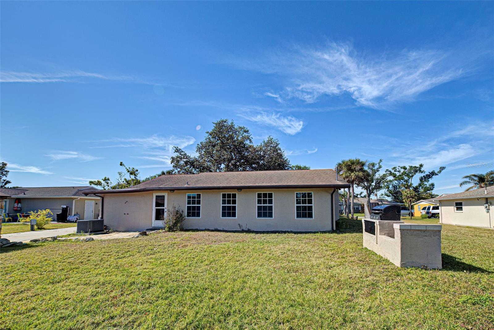 SOUTH VENICE - Residential
