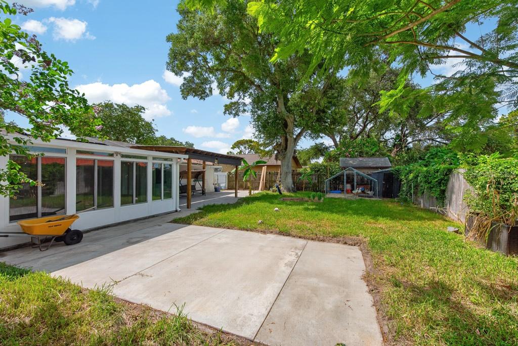BONNIE BAY COUNTRY CLUB ESTATES-PHASE 4 - Residential
