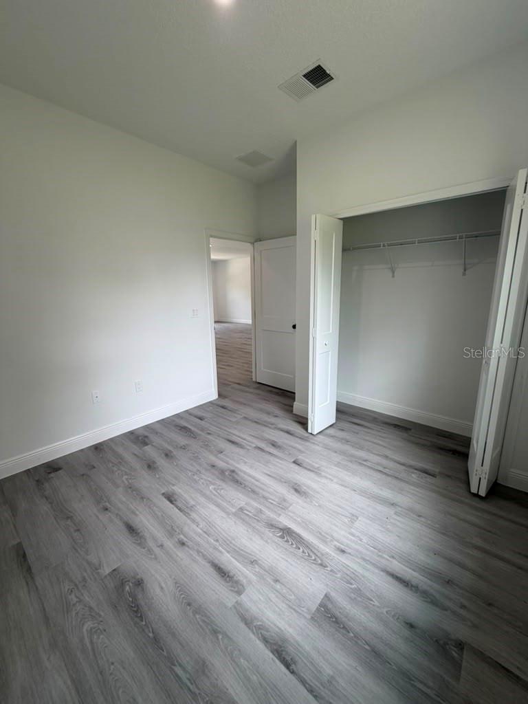 MARION OAKS UN 09 - Residential Lease