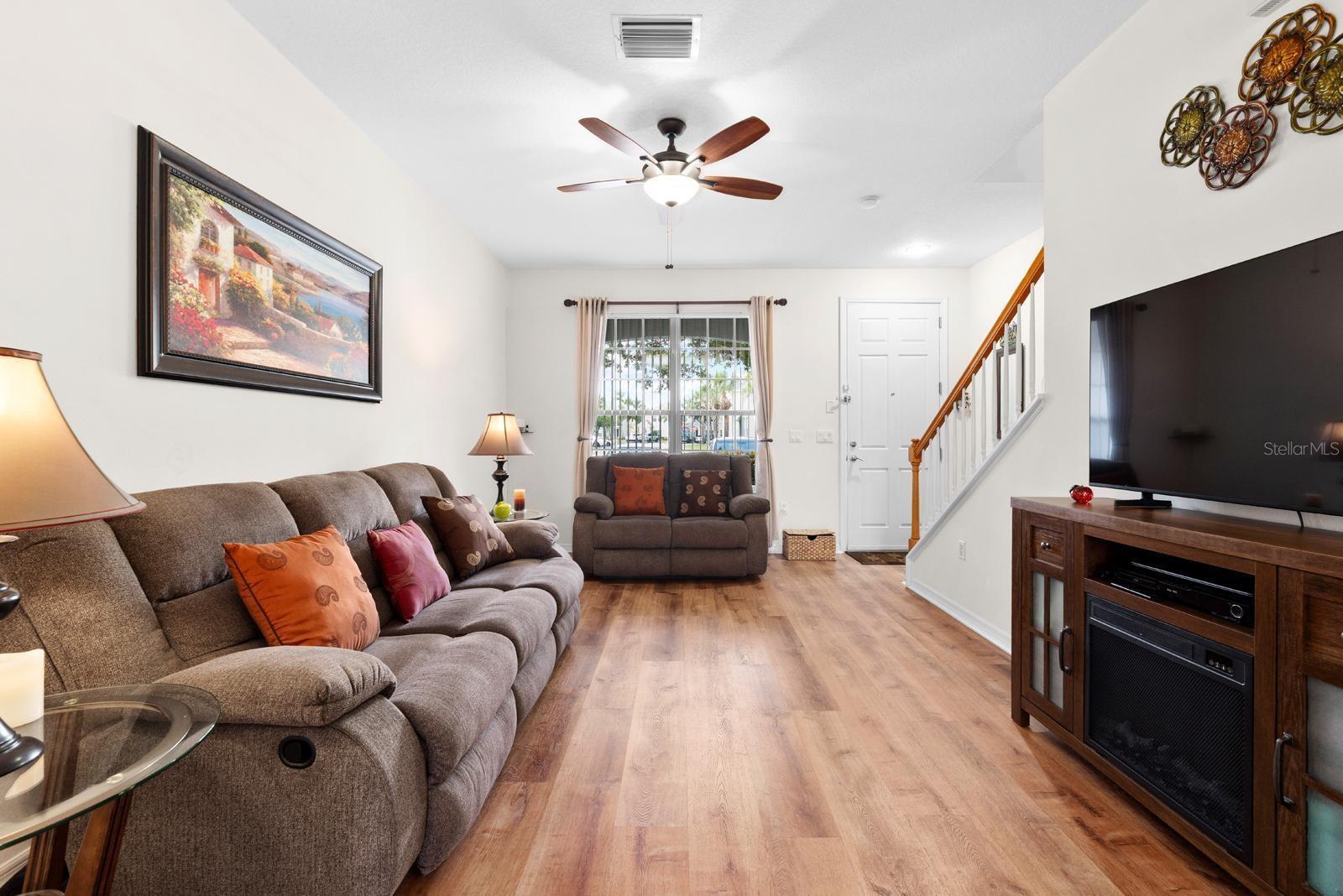SAWGRASS VILLAGE - Residential