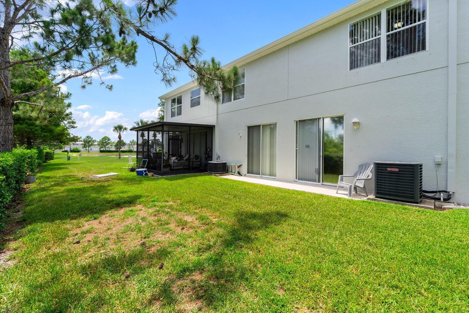 SAWGRASS VILLAGE - Residential