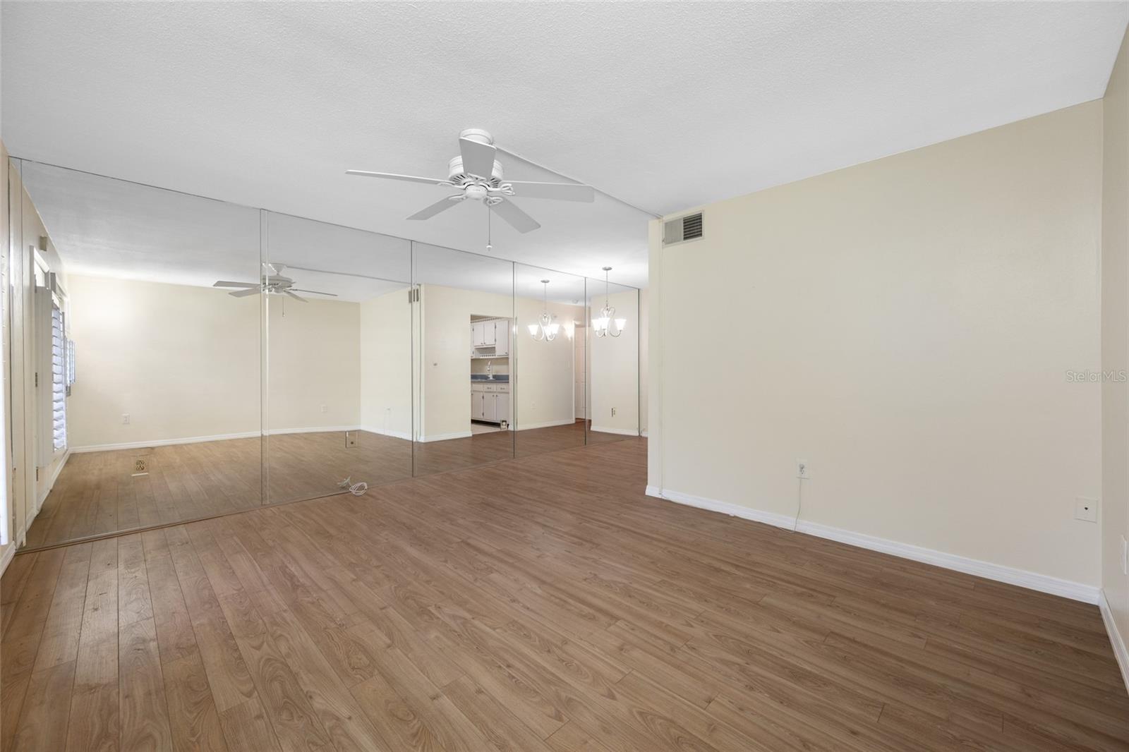 SEMINOLE GARDEN APTS CO-OP - Residential