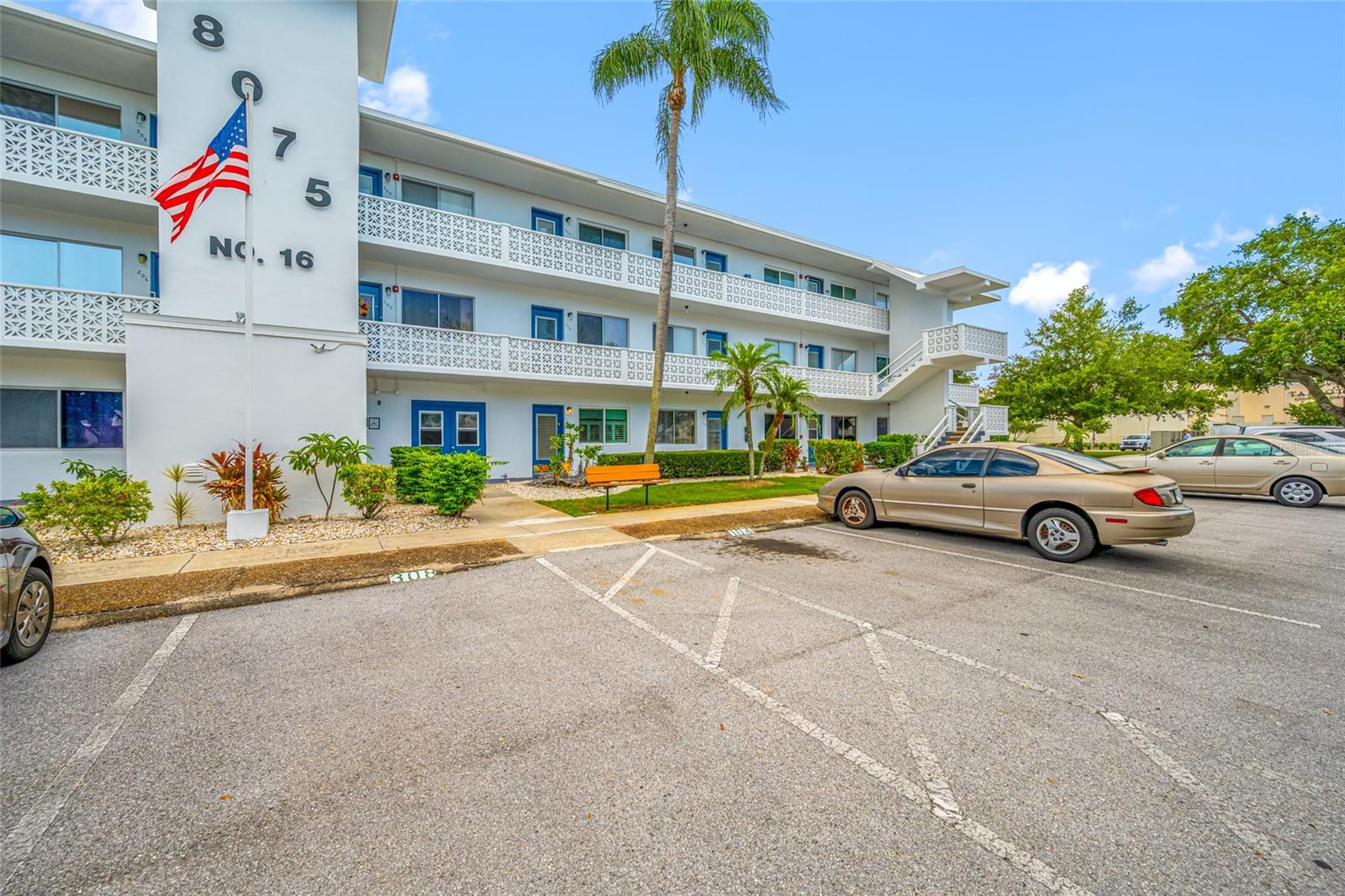 SEMINOLE GARDEN APTS CO-OP - Residential