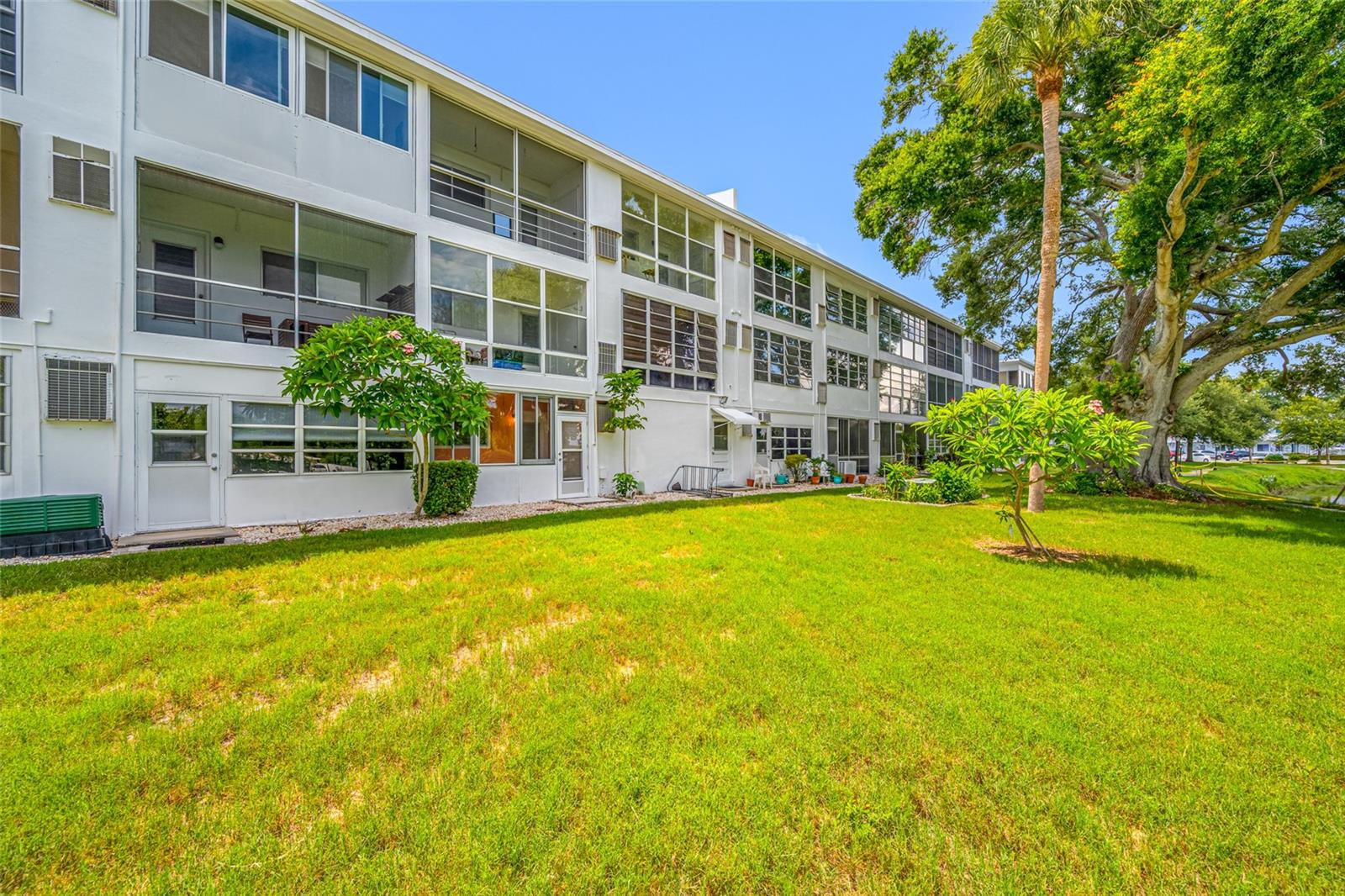 SEMINOLE GARDEN APTS CO-OP - Residential