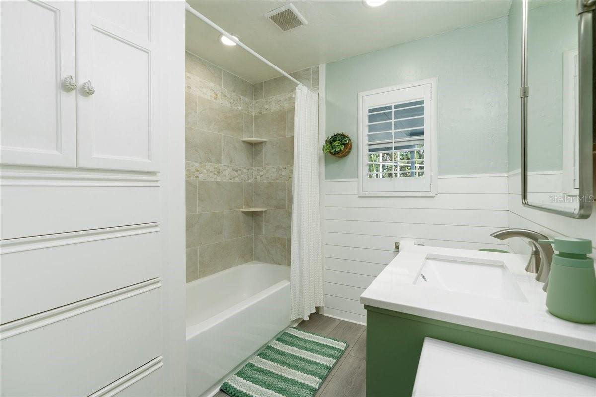 KRULDER WALKER GRANT - Residential