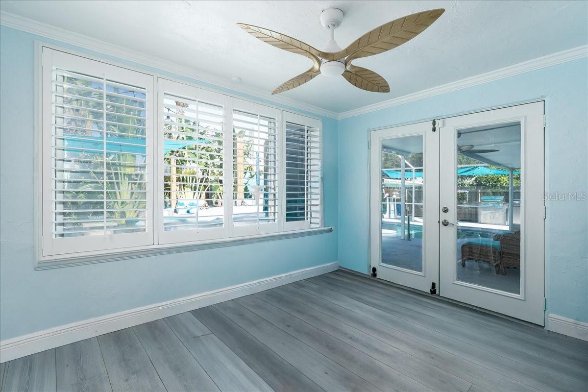 KRULDER WALKER GRANT - Residential