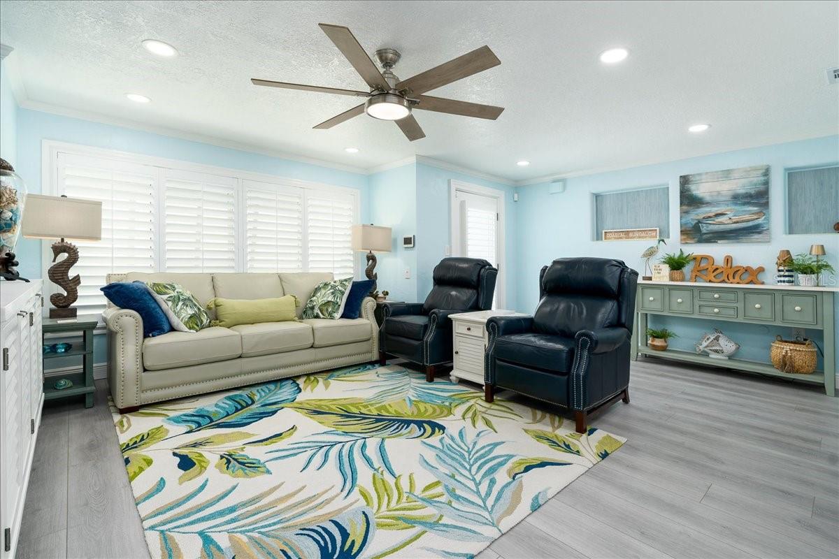 KRULDER WALKER GRANT - Residential