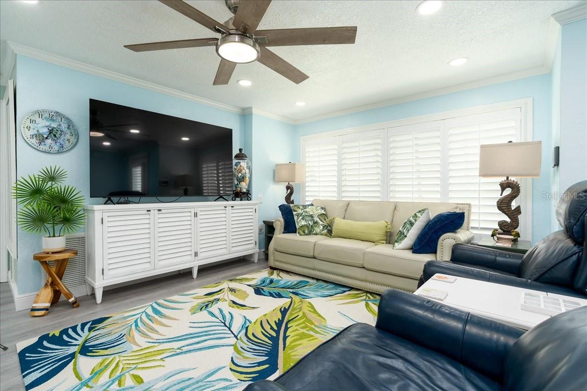 KRULDER WALKER GRANT - Residential