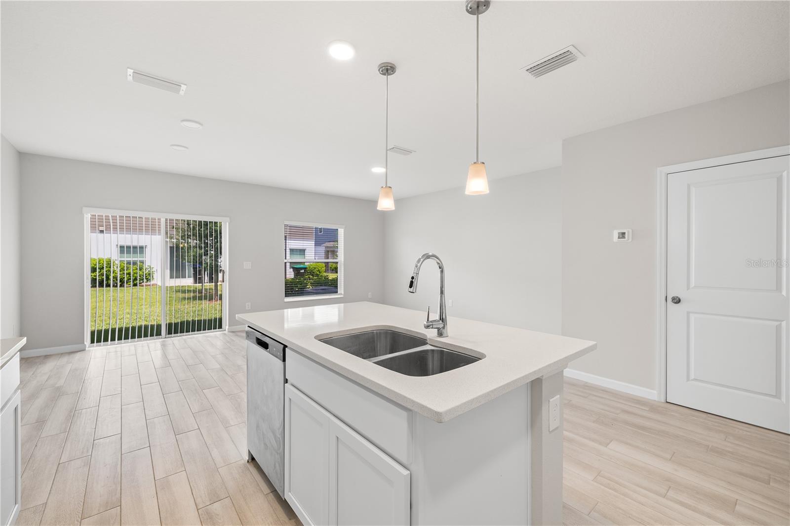 TYSON RANCH TWNHMS - Residential
