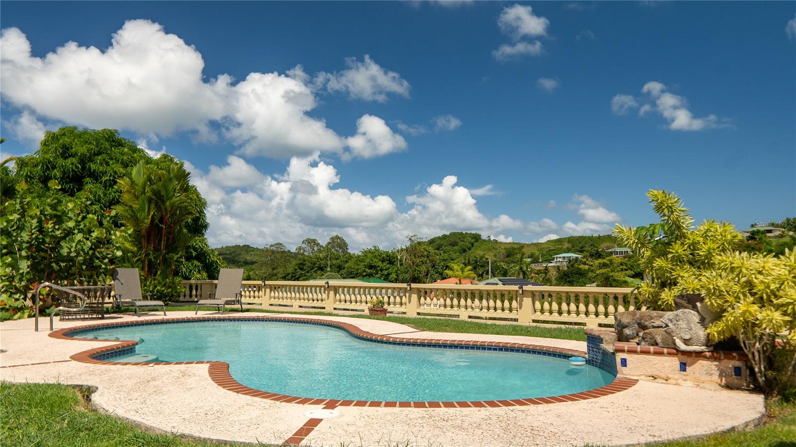 HACIENDA MARGARITA - Residential