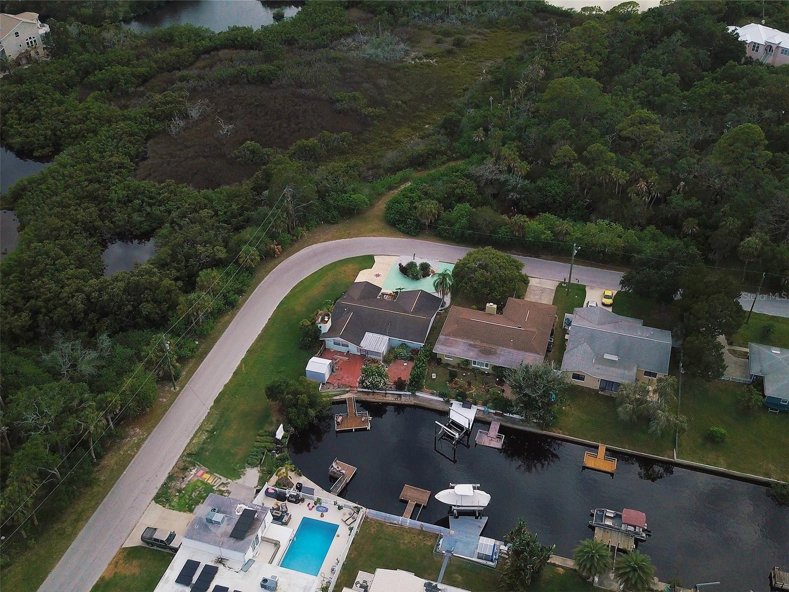 MARTHAS VINEYARD - Residential