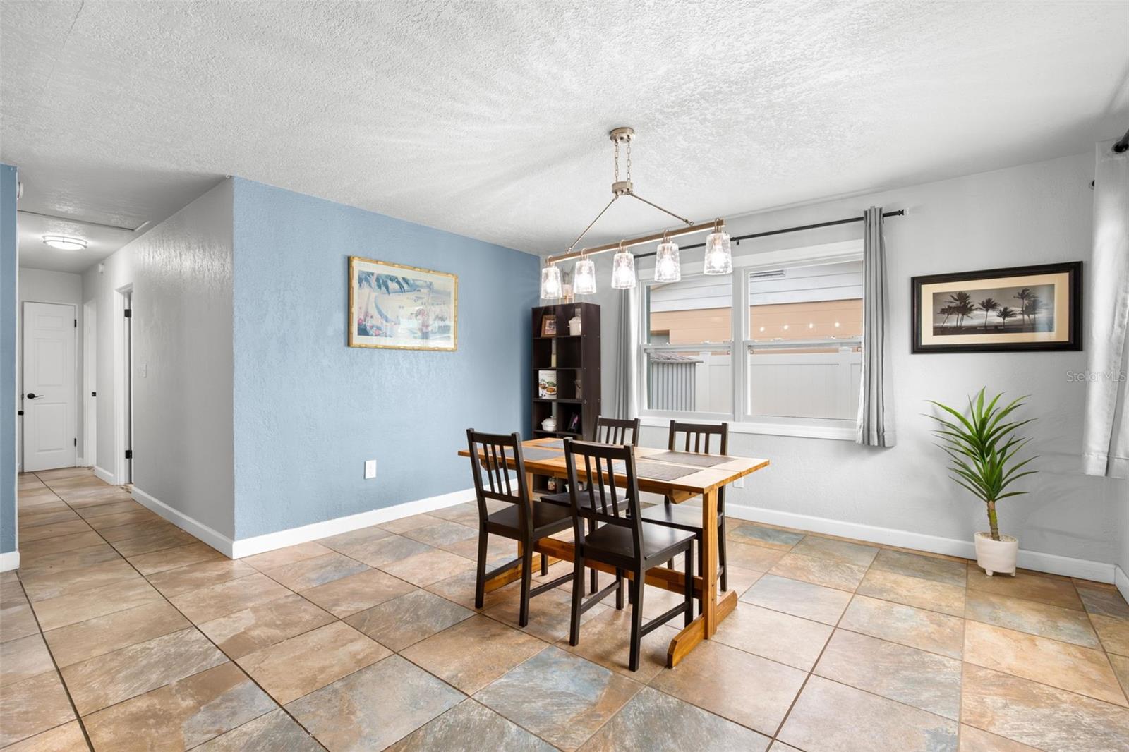 BLOSSOM LAKE VILLAGE SEC 4 - Residential Lease