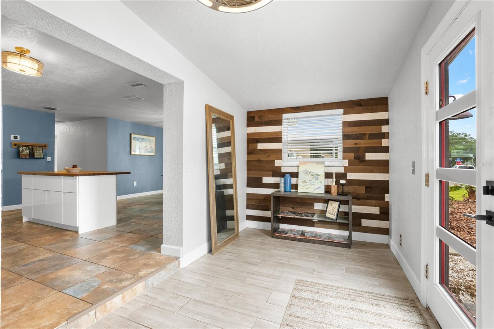 BLOSSOM LAKE VILLAGE SEC 4 - Residential Lease