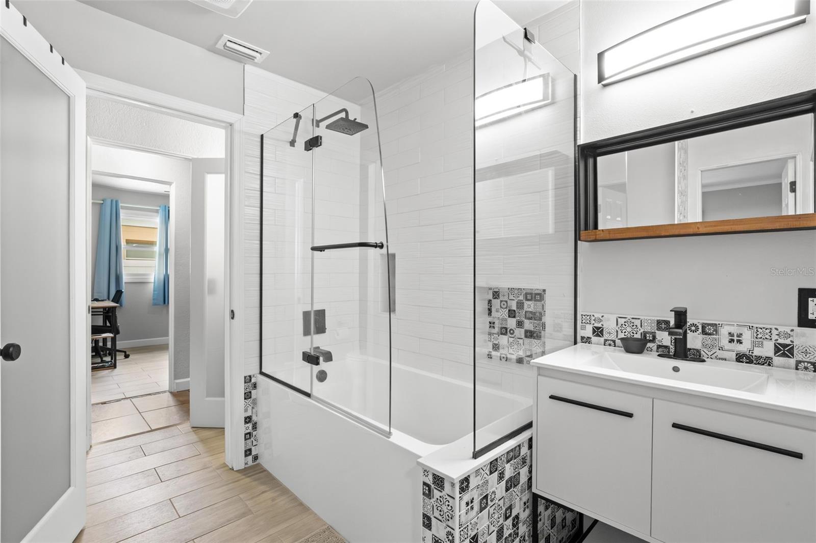 BLOSSOM LAKE VILLAGE SEC 4 - Residential Lease