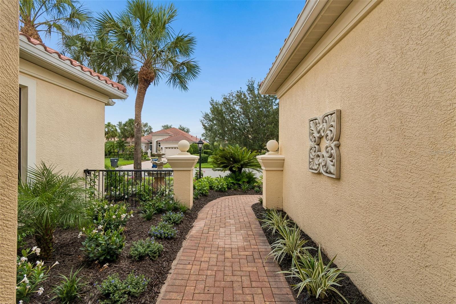 LAKEWOOD RANCH COUNTRY CLUB VILLAGE HH - Residential