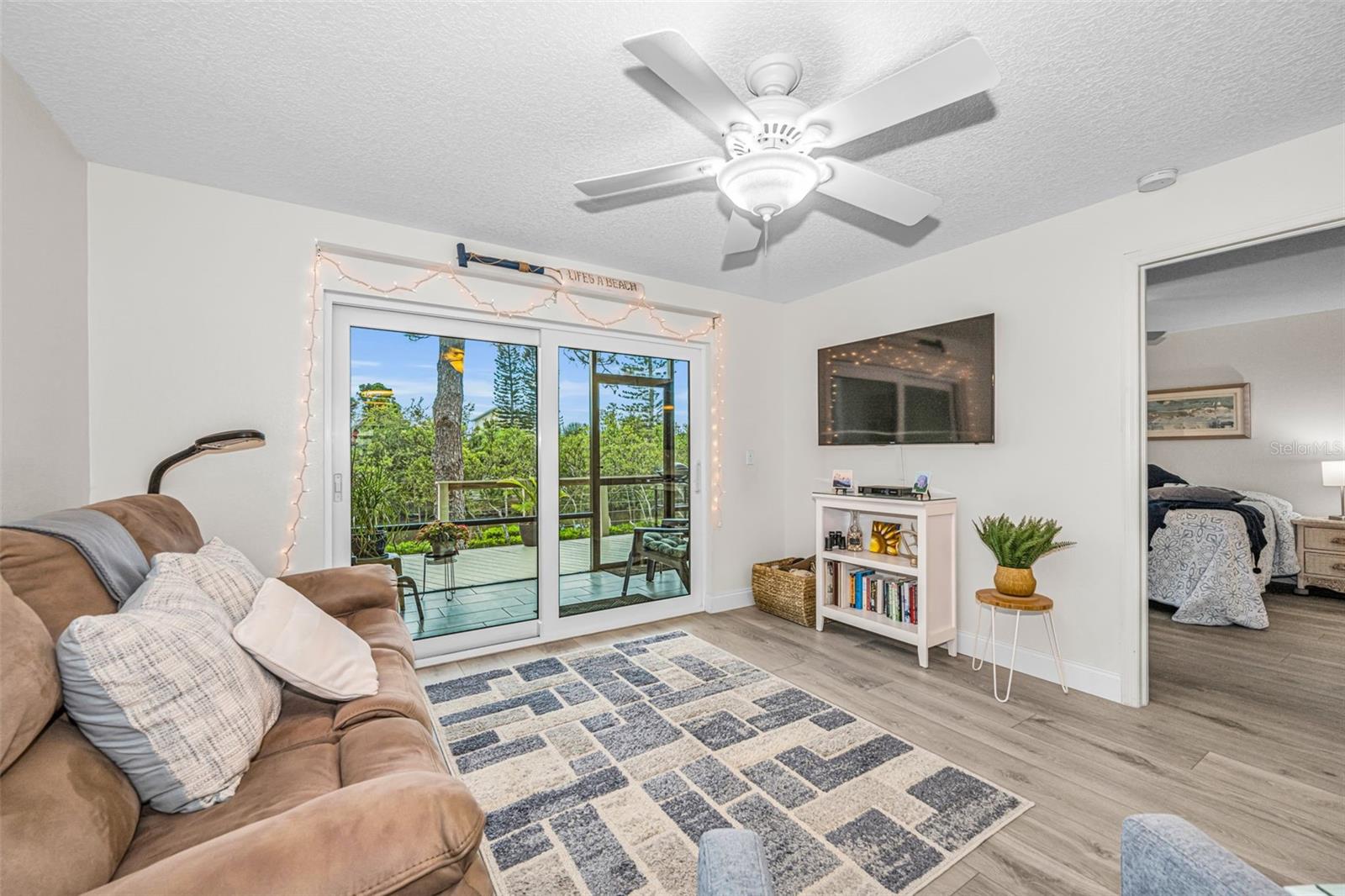 SEASCAPE CONDO OF TARPON SPGS - Residential