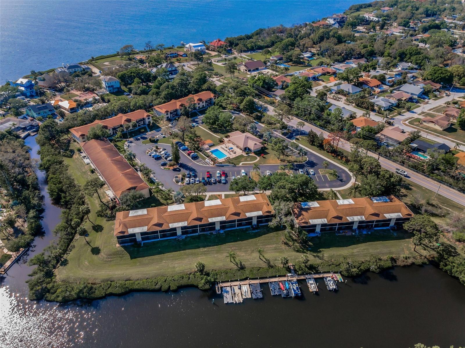 SEASCAPE CONDO OF TARPON SPGS - Residential