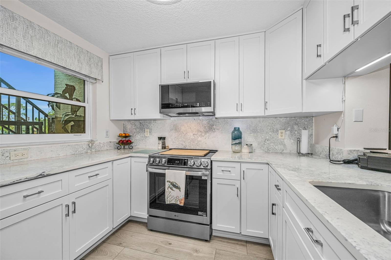 SEASCAPE CONDO OF TARPON SPGS - Residential